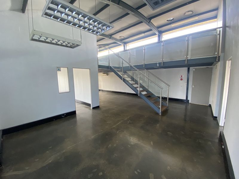 Modern Office and Warehouse Unit in Secure Northlands Business Park - Photo 7
