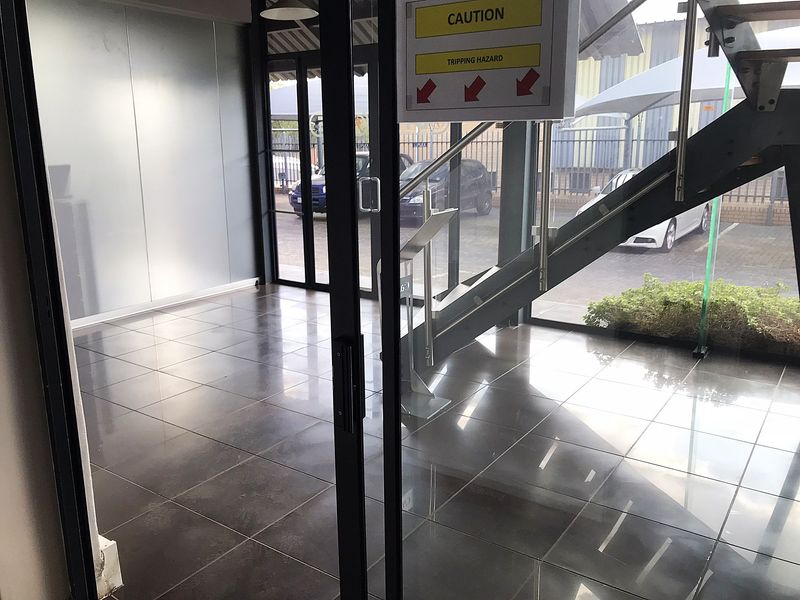 Modern Office and Warehouse Unit in Secure Northlands Business Park - Photo 6
