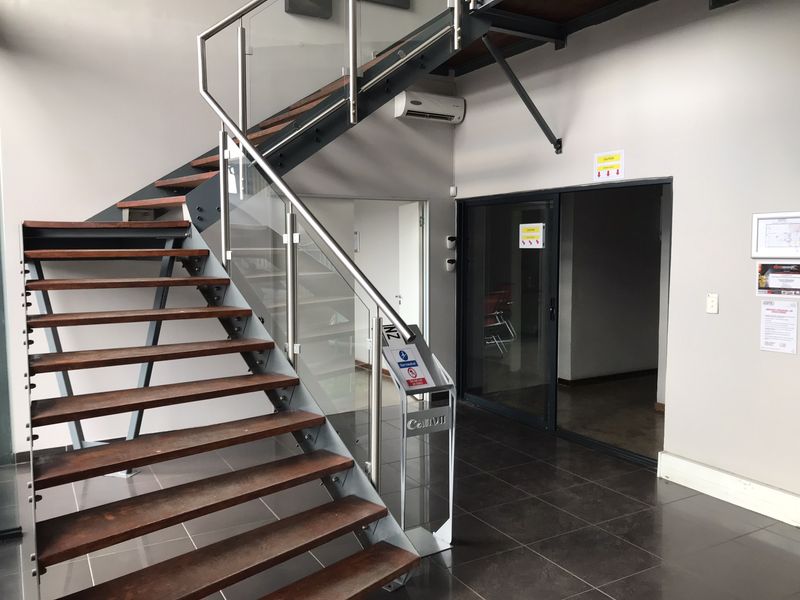 Modern Office and Warehouse Unit in Secure Northlands Business Park - Photo 5