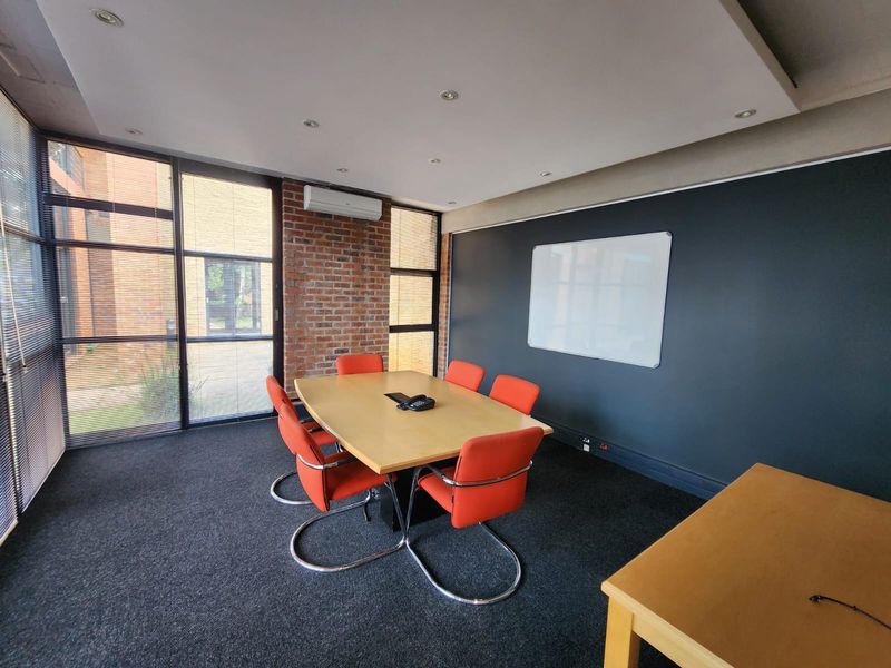 Office to Let – Melrose Estate - Photo 2