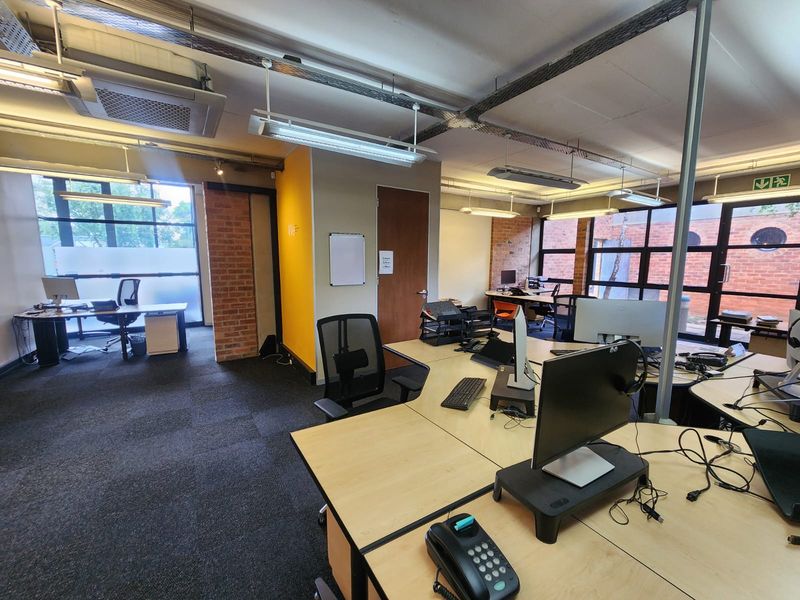 Office to Let – Melrose Estate - Photo 5