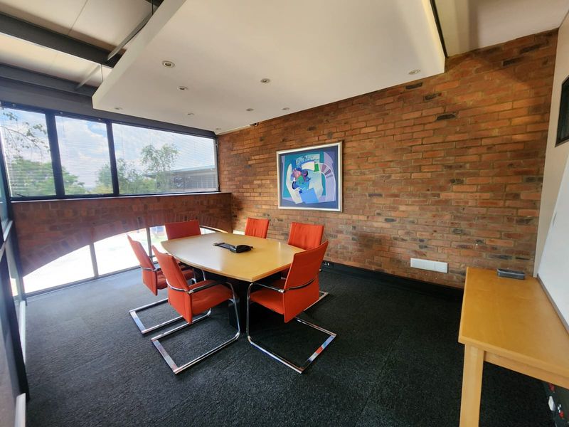 Office to Let – Melrose Estate - Photo 7