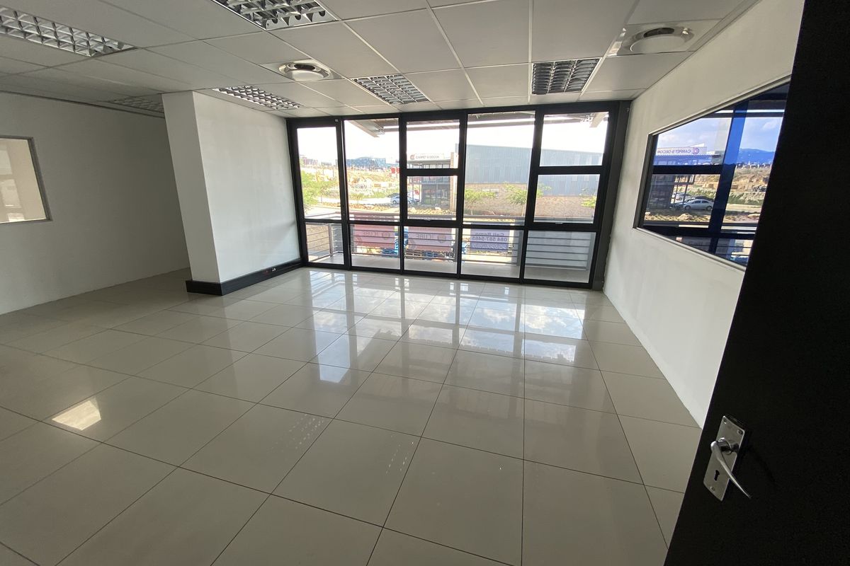 875m2 Warehouse with Showroom & Offices to Let in North Riding - Photo 3