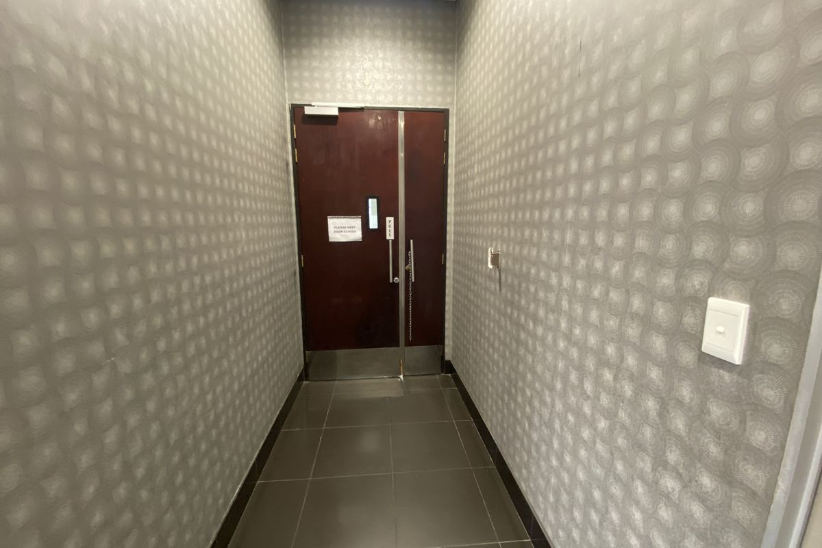 Ground Floor Suite to Let in Prime Fourways Location - Photo 3