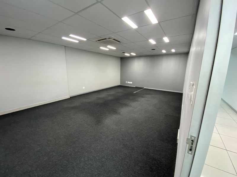 Warehouse with Showroom and Office Space for Sale in North Riding - Photo 4