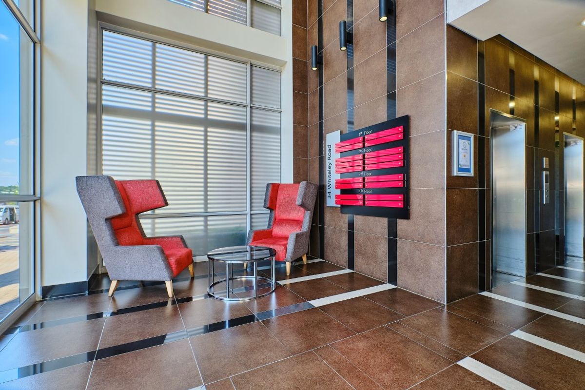 Modern Office to Let at Melrose Arch – Prime Location Near the Piazza - Photo 3
