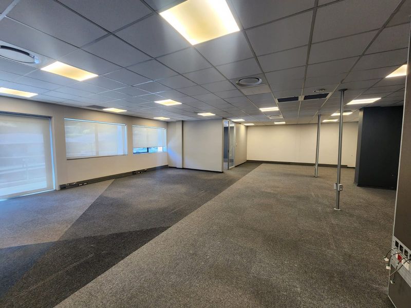 Exceptional Standalone A-Grade Building – Waverley Office Park 3 facing the M1 highway. - Photo 6