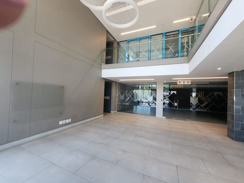 Exceptional Standalone A-Grade Building – Waverley Office Park 3 facing the M1 highway. - Photo 4