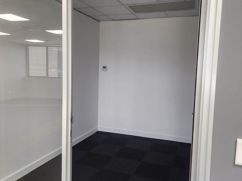 Prime A-Grade Offices in Waverley Office Park - Photo 9