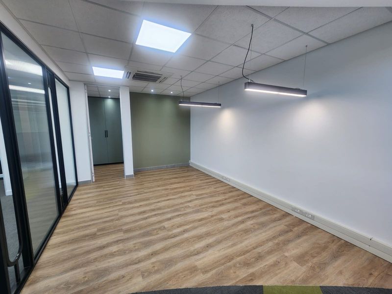 Prime A-Grade Offices in Waverley Office Park - Photo 5