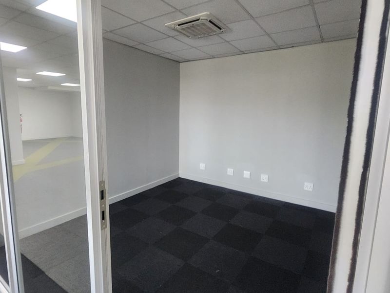 Prime A-Grade Offices in Waverley Office Park - Photo 10