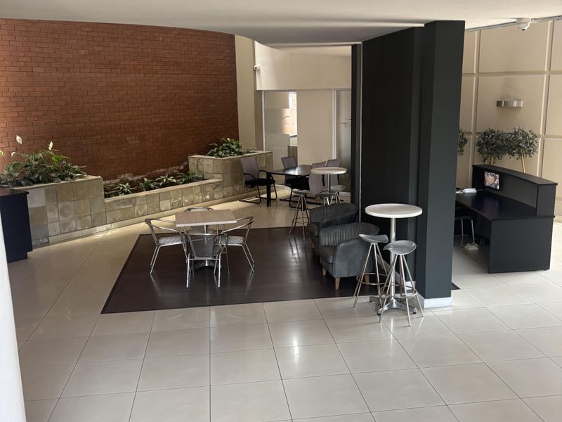 Attractive air-conditioned offices to rent in Ferndale - Photo 10