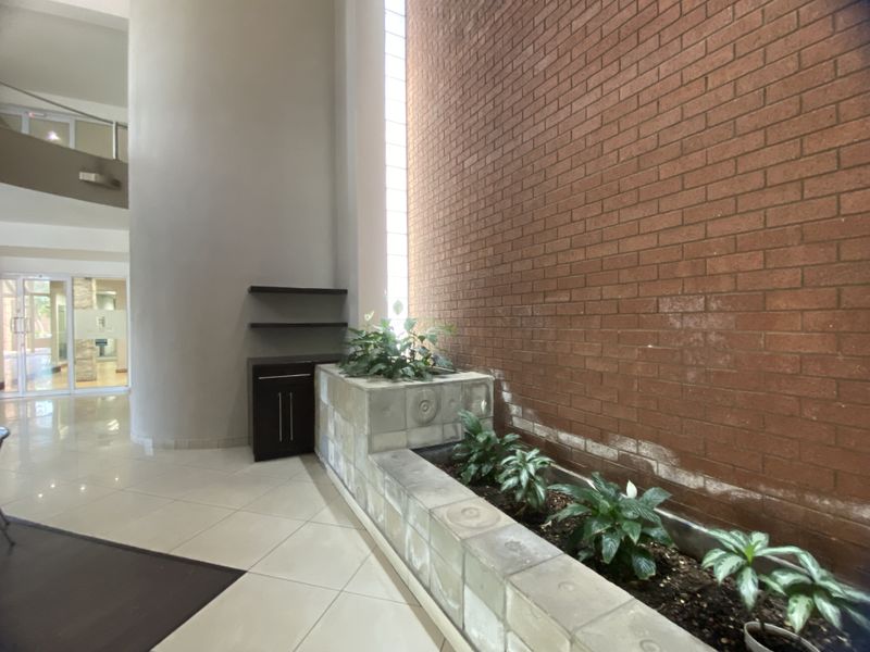 Attractive air-conditioned offices to rent in Ferndale - Photo 7