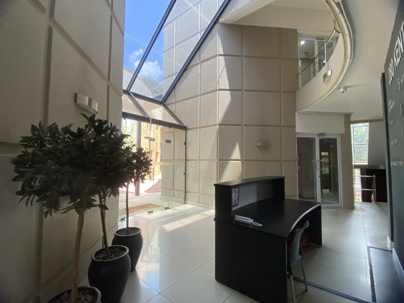 Attractive air-conditioned offices to rent in Ferndale - Photo 6