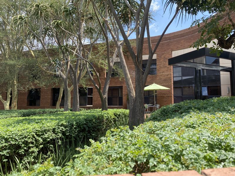 Attractive air-conditioned offices to rent in Ferndale - Photo 3