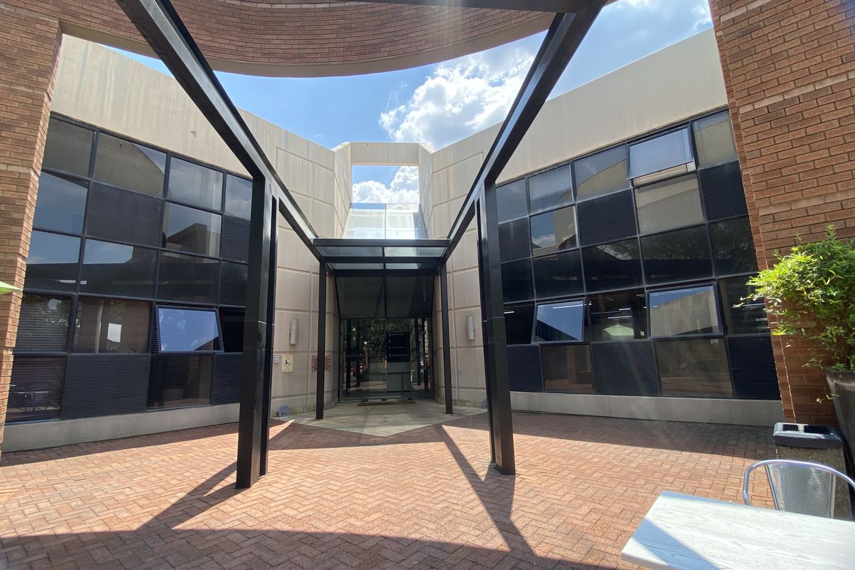 Attractive air-conditioned offices to rent in Ferndale - Photo 2