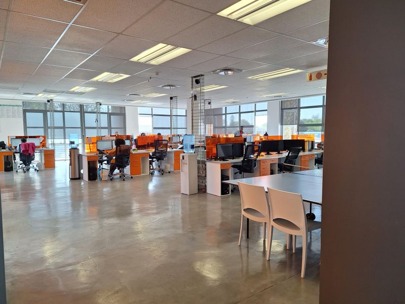 OFF GRID TRENDY OFFICES TO LET IN BRYANSTON - Photo 5