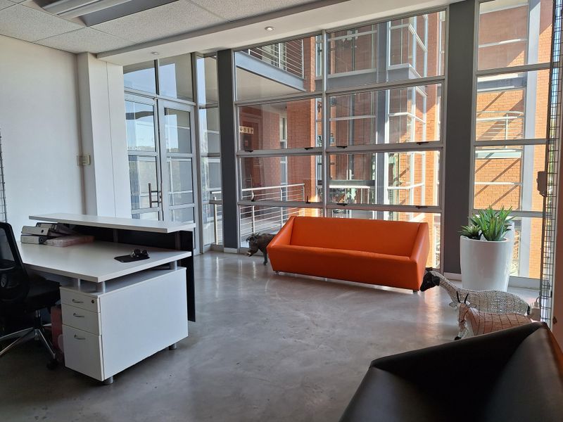 OFF GRID TRENDY OFFICES TO LET IN BRYANSTON - Photo 3