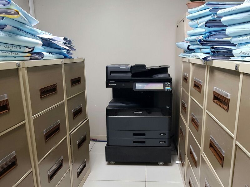 MODERN A+ GRADE GROUND FLOOR OFFICE IN SECURE PARK - Photo 10