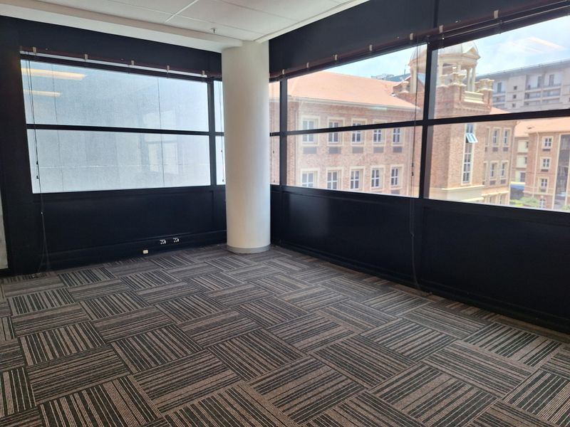 MODERN OFFICE BUILDING IN THE HEART OF SANDTON - Photo 3