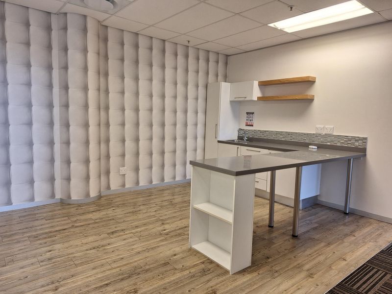 MODERN OFFICE BUILDING IN THE HEART OF SANDTON - Photo 10