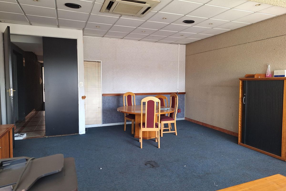 BUSINESS 4 ZONED PROPERTY FOR SALE IN PAULSHOF - Photo 4