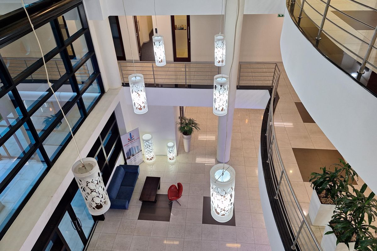 SMART OFFICE SPACE CLOSE TO SANDTON CBD - Photo 5