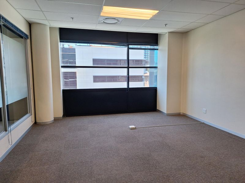 SMART OFFICE SPACE CLOSE TO SANDTON CBD - Photo 4