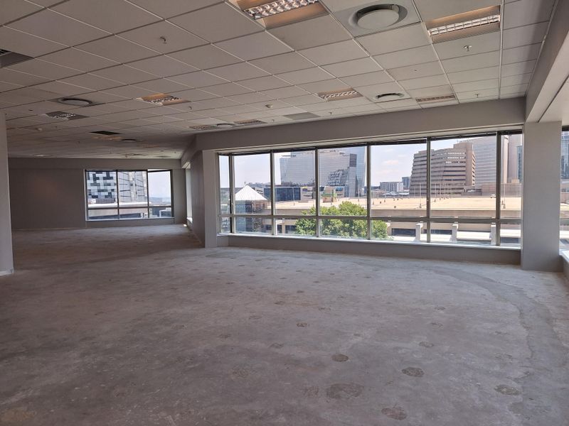 PRESTIGIOUS 834sqm OFFICE TO LET IN SANDTON CBD - Photo 3