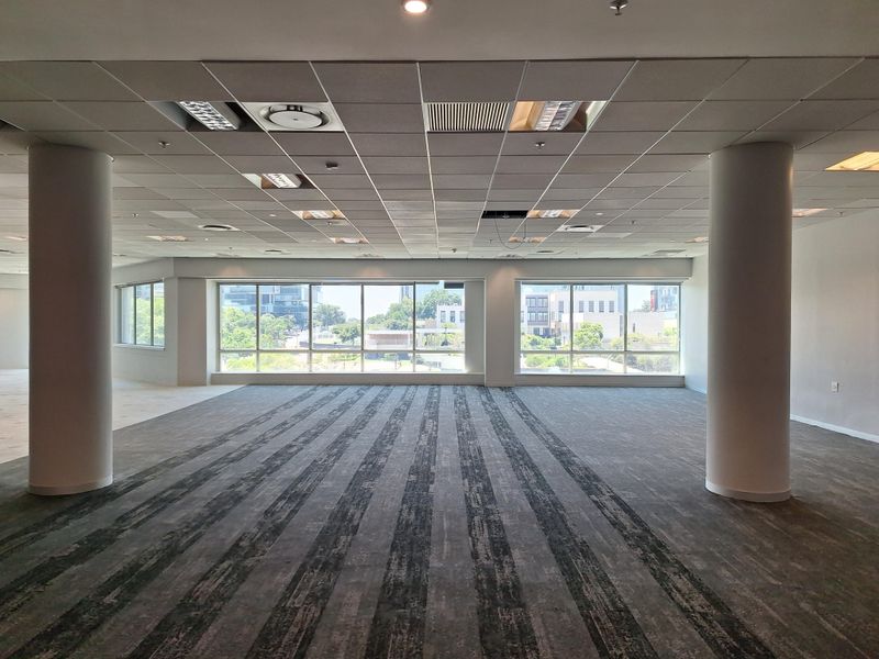 PRESTIGIOUS 834sqm OFFICE TO LET IN SANDTON CBD - Photo 4