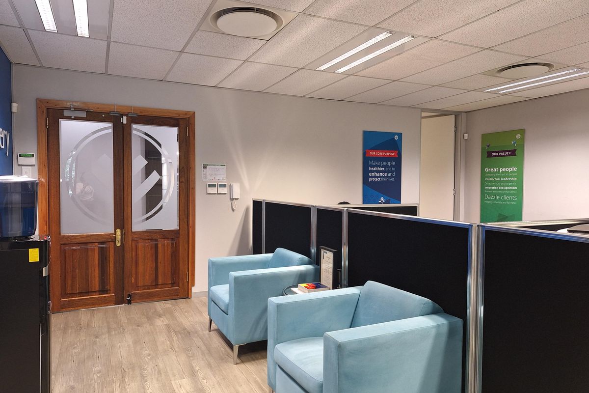PRIME COMMERCIAL  PROPERTY TO LET IN SANDTON - Photo 2