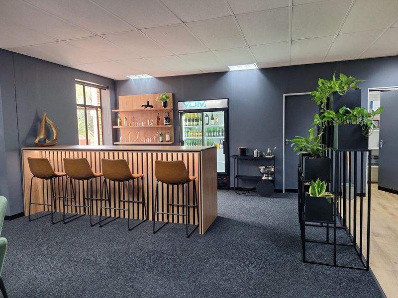 MODERN A-GRADE FULLY FITTED OFFICE TO LET IN MORNINGSIDE - Photo 5