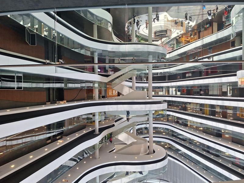 PRESTIGIOUS ICONIC OFFICE TO LET SANDTON CBD - Photo 2