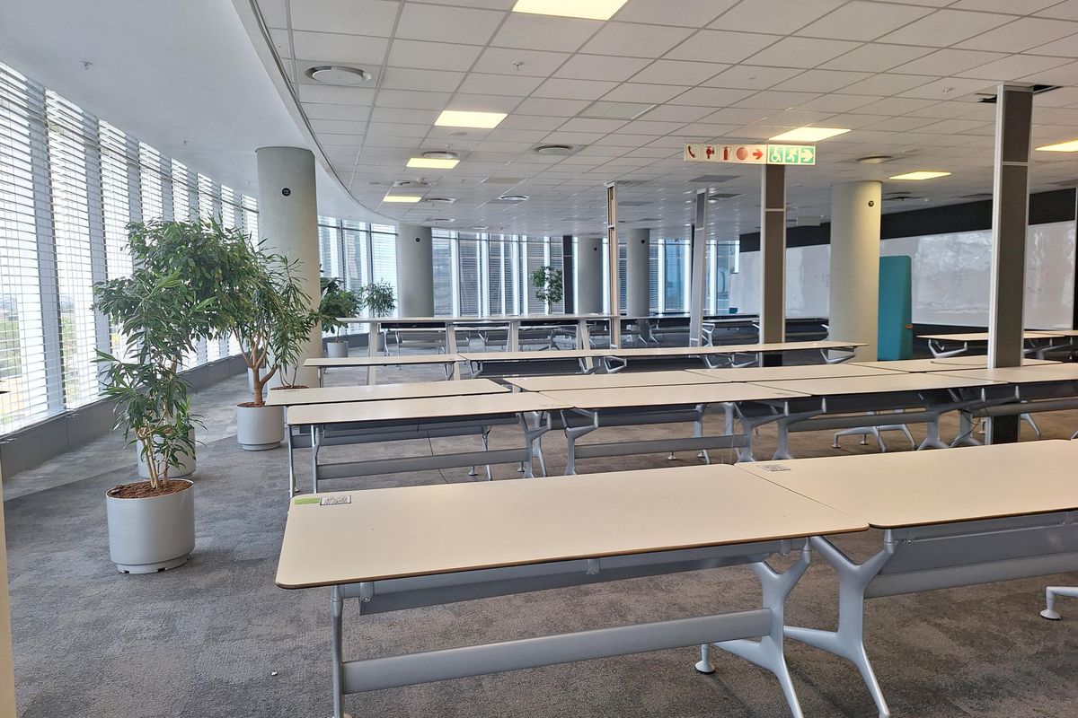 PRESTIGIOUS ICONIC OFFICE TO LET SANDTON CBD - Photo 4