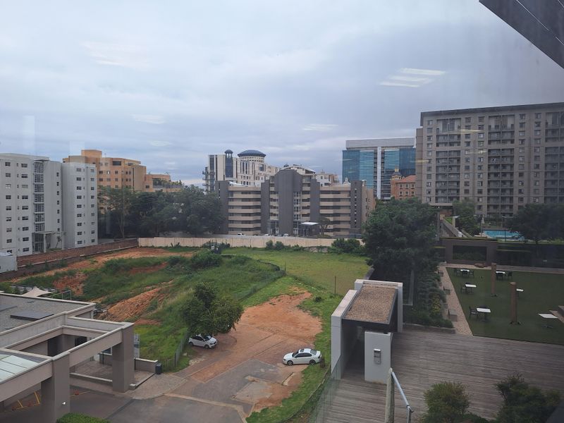 PREMIUM 995SQM OFFICE TO LET IN MORNINGSIDE, SANDTON - Photo 4