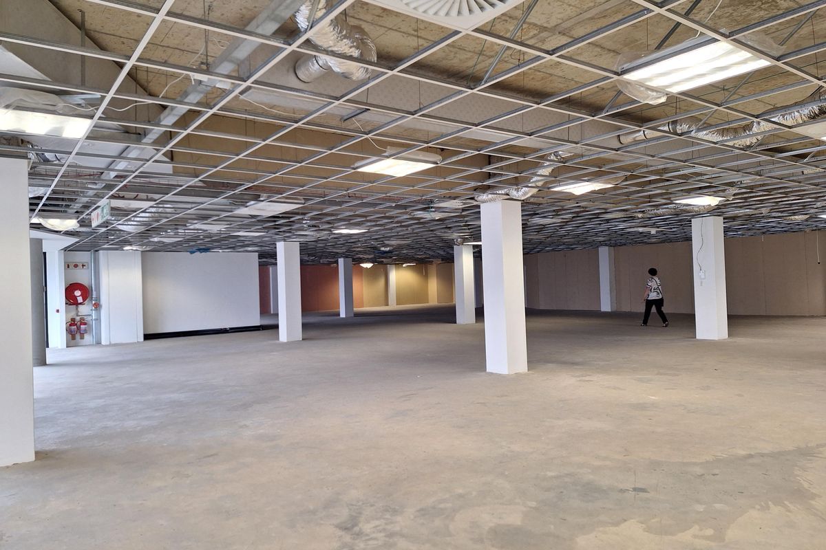 PREMIUM 995SQM OFFICE TO LET IN MORNINGSIDE, SANDTON - Photo 3
