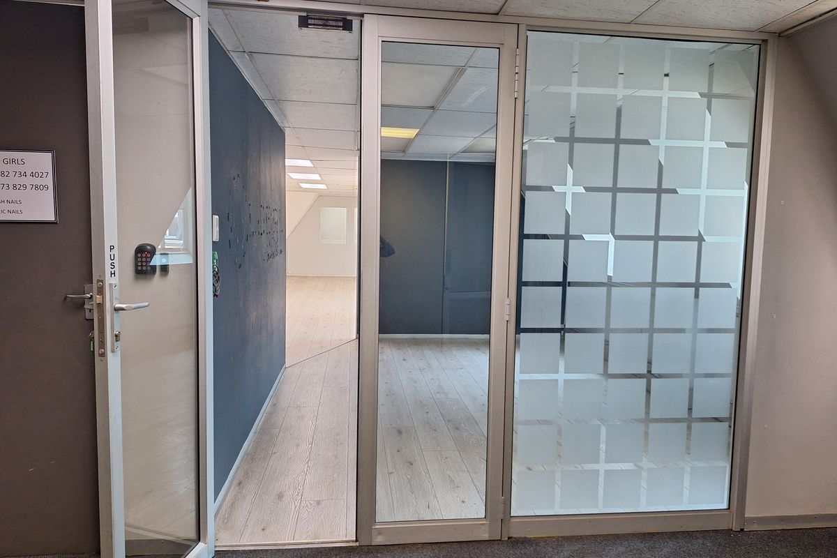 PRIME MEDICAL / OFFICE SUITE ON RIVONIA RD, MORNINGSIDE - Photo 4