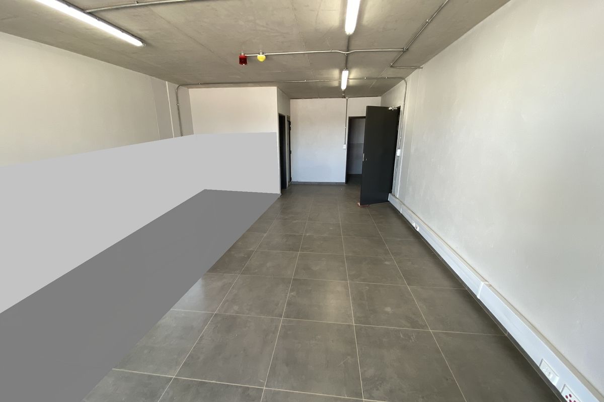 Newly Built Industrial Unit for Sale in Lanseria - Photo 4
