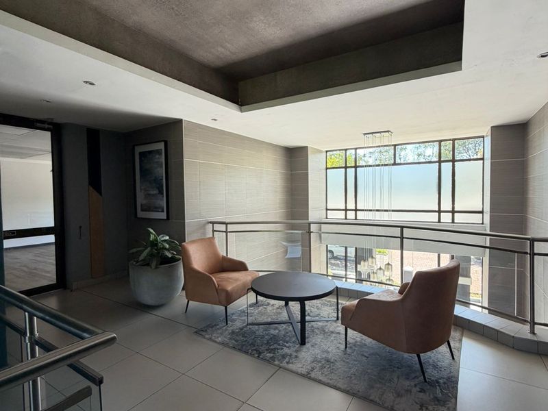 A grade office space in Hyde Park - Photo 6