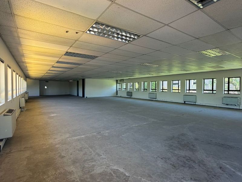 Marlborough Gate, Hyde Park Lane – A-Grade Office Space in a Prestigious Hyde Park Setting - Photo 9