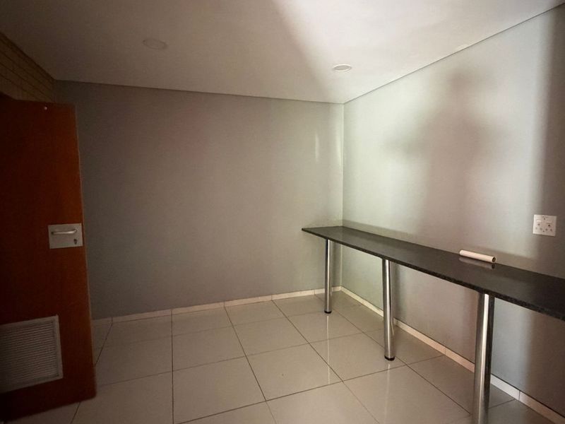 Low rise Office building in the heart of leafy Fairlands, Randburg - Photo 7