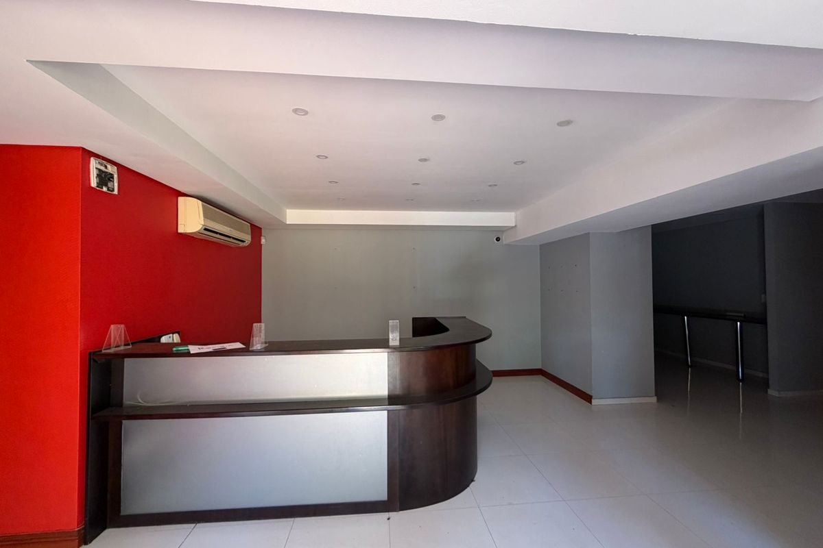 Conveniently located office space close to the highway in the quiet suburb of Fairlands - Photo 3