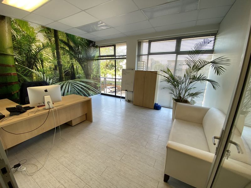 266m2 Ground Floor Suite to Let in Fourways - Photo 9