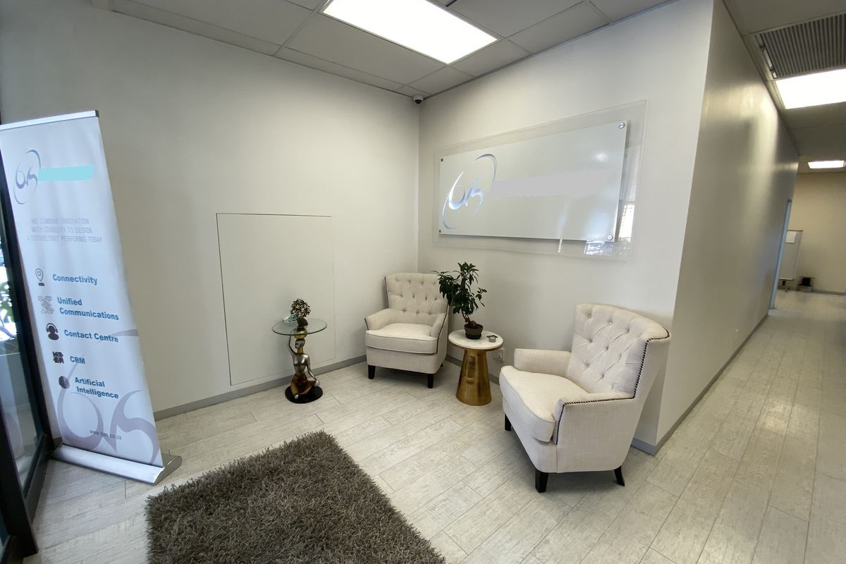 266m2 Ground Floor Suite to Let in Fourways - Photo 4