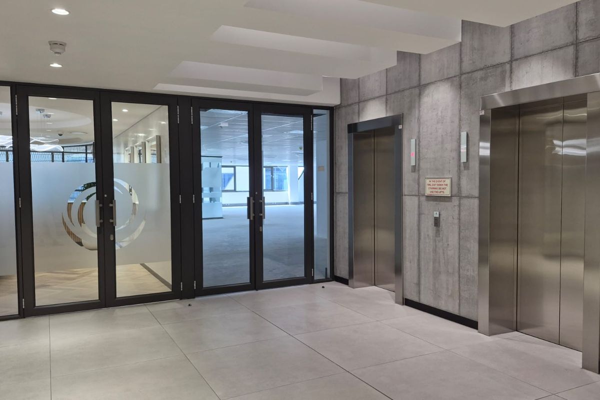A-Grade offices to rent in in Vorna Valley, Midrand - Photo 4