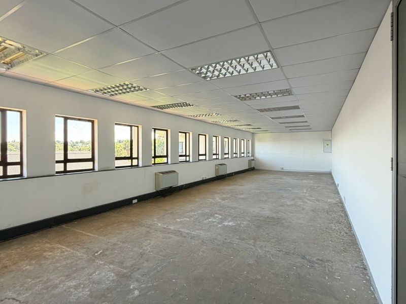 Edinburgh Gate, Hyde Park Lane – Hyde Park, Johannesburg - 2nd Floor - Photo 2