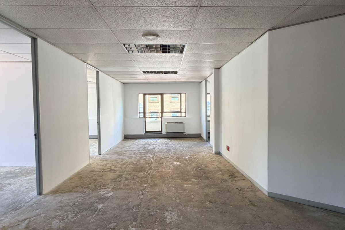 Edinburgh Gate, Hyde Park Lane – Hyde Park, Johannesburg - 2nd Floor - Photo 4