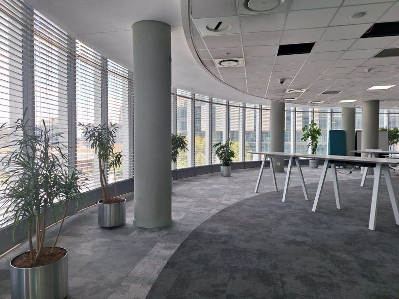 PRESTIGIOUS 4000sqm PREMIUM GRADE OFFICE IN SANDTON - Photo 7