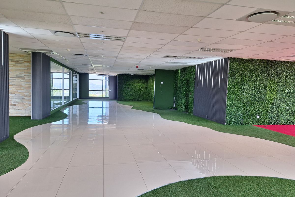 500.9sqm PREMIUM OFFICE SPACE TO LET IN SANDHURST - Photo 5