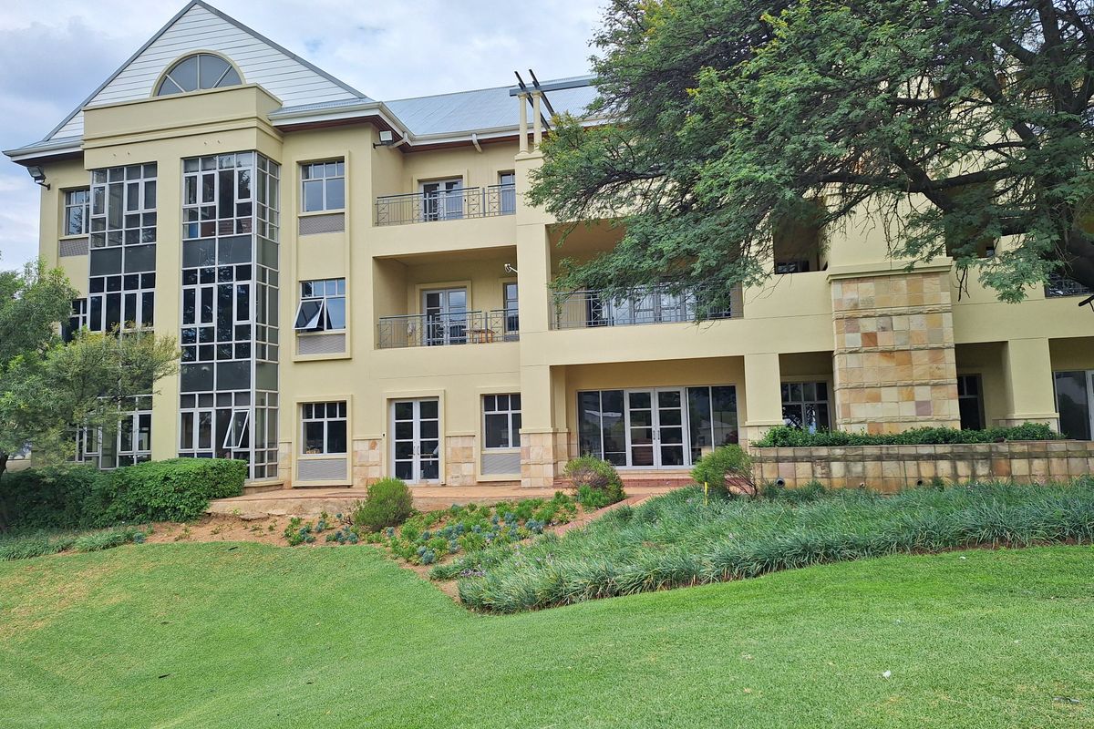 3278sqm FREESTANDING OFFICE BLOCK TO LET IN SANDTON - Photo 2